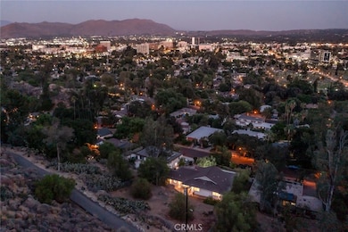 4227 Miramonte Place, Riverside, CA 92501 - photo 4