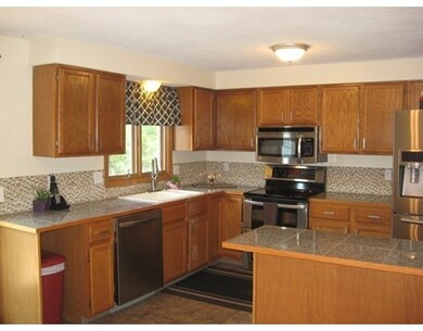 12 Jaeger Dr, Westfield, MA 01085 - photo 6