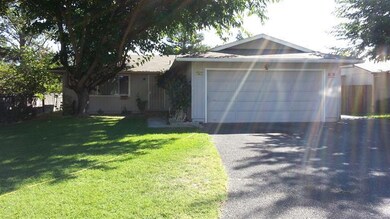 1963 McCarter Ln, Grants Pass, OR 97527 - photo 2