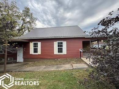 1225 S 9th St, Centerville, IA 52544 - photo 2