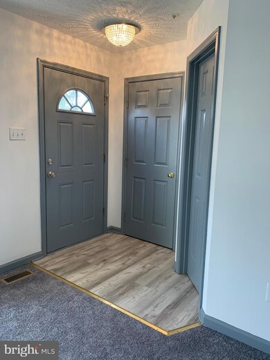 1547 Beverly Ct, Frederick, MD 21701 - photo 3