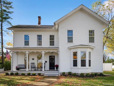 319 Chandler St, Romeo, MI 48065 - photo 2