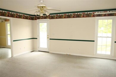 100 Ledgeview Dr, Shelbyville, TN 37160 - photo 2