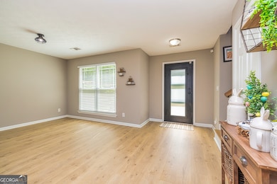 10 Queens Ct, Sharpsburg, GA 30277 - photo 5