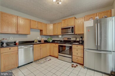 9440 Loch Leven Ct, Laurel, MD 20723 - photo 6