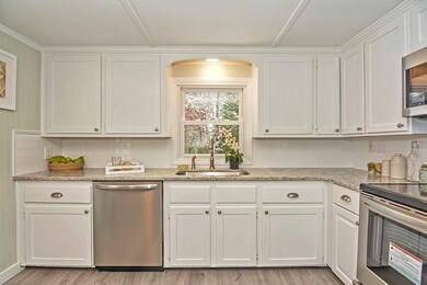 15 Berkshire Rd, Nashua, NH 03064 - photo 7