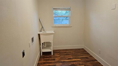 2019 N Main St, Bonham, TX 75418 - photo 4