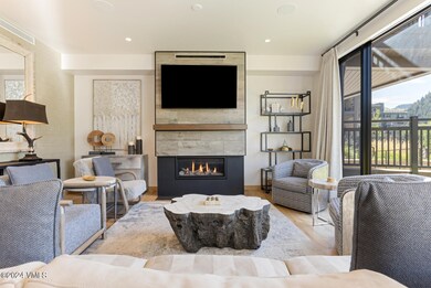 Living Room 4