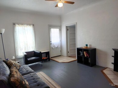 604 W Galloway Ave, Weiser, ID 83672 - photo 7