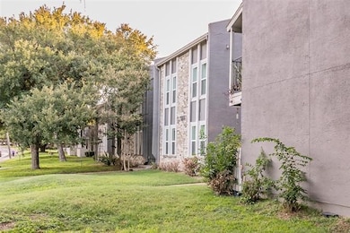 5111 Skillman St unit 128, Dallas, TX 75206 - photo 3