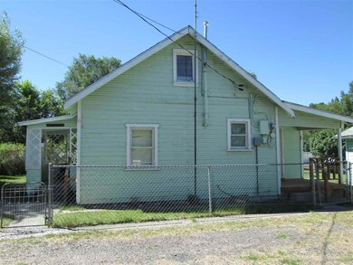 1430 Ivory St, Klamath Falls, OR 97603 - photo 3