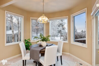 Breakfast Nook MS_103943-FULL