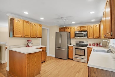 7 Dolge Ct, Oxford, MA 01540 - photo 2