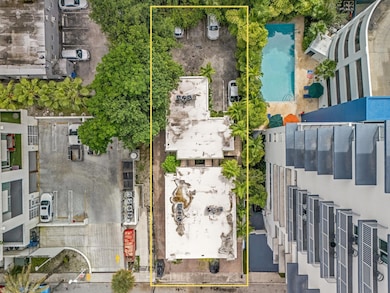 150 SW 10th St unit 4, Miami, FL 33130 - photo 5