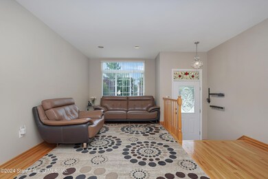 97 Anthony St, Staten Island, NY 10309 - photo 5