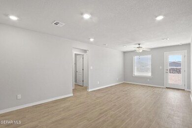 14500 Faxon Yucca Ave, Horizon City, TX 79928 - photo 5