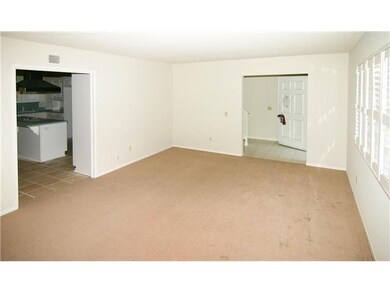 4846 Kelly Dr, Carlsbad, CA 92008 - photo 7