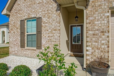 1647 Rangeland Ave, Zachary, LA 70791 - photo 2