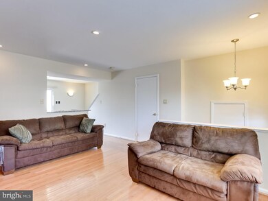 3008 Antrim Cir, Dumfries, VA 22026 - photo 5