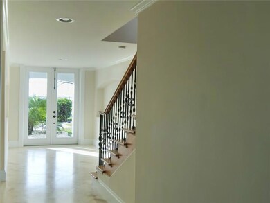 Foyer.