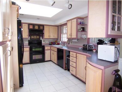 9 Nutmeg Ln, MerriMacK, NH 03054 - photo 7