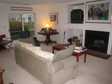 225 Concord Greene unit 22-5, Concord, MA 01742 - photo 5