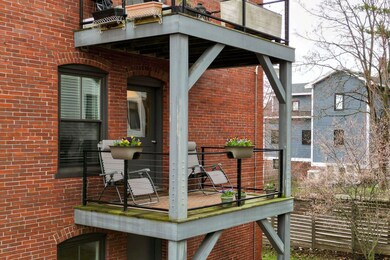 129 York St unit 5, Portland, ME 04101 - photo 6