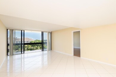 Lincoln Tower unit 6020, West Palm Beach, FL 33401 - photo 3