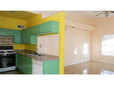 14320 Desert Fire Ct, Horizon City, TX 79928 - photo 5