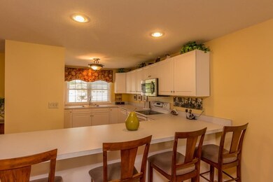 183 Bridle Cross Rd, Fitchburg, MA 01420 - photo 3