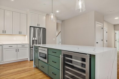 40 Sage Ln unit 4, Portsmouth, NH 03801 - photo 3