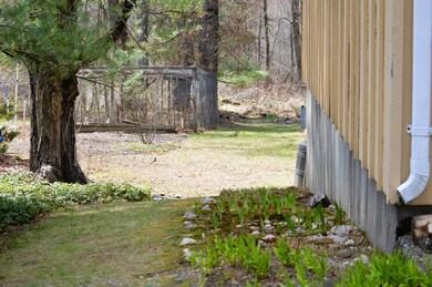 321 Middle St, Amherst, MA 01002 - photo 3