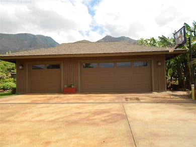34 X 28 3 car garage
