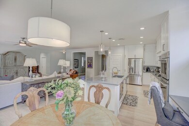 Nook/Kitchen