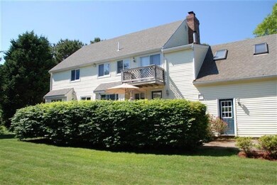 20 Debbie Ln, Mashpee, MA 02649 - photo 2