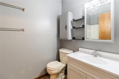 114 S 14th Ave, Winterset, IA 50273 - photo 6