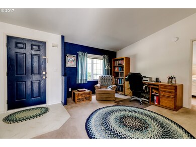 30719 Hayes Ln, Junction City, OR 97448 - photo 2