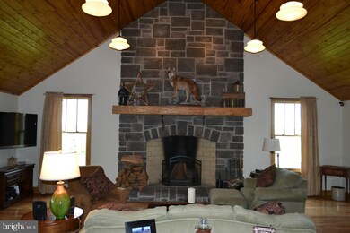 6226 Shenandoah Mountain Rd, Mathias, WV 26812 - photo 5