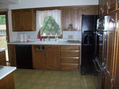 1801 E 10th St, Merrill, WI 54452 - photo 6