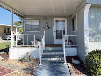 123 Saint Kitts Way, Apollo Beach, FL 33572 - photo 2