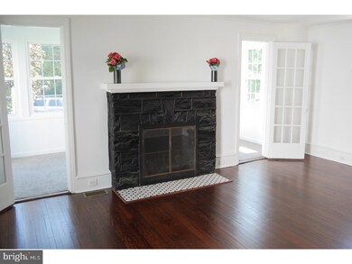 639 Ashurst Rd, Havertown, PA 19083 - photo 3