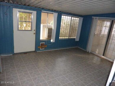 023-518221 AZ Room