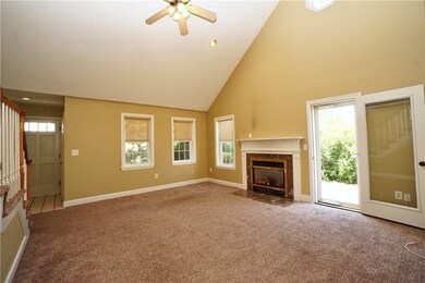Living Room w/ gas firelace