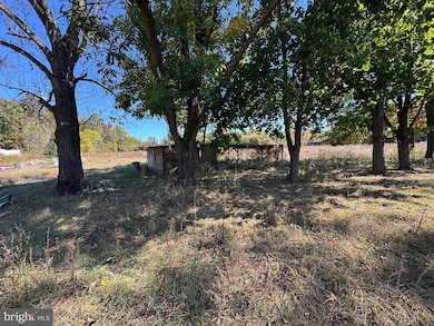 79 E Quillytown Rd, Penns Grove, NJ 08069 - photo 6