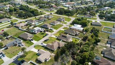 942 SW McComkle Ave, Port Saint Lucie, FL 34953 - photo 3