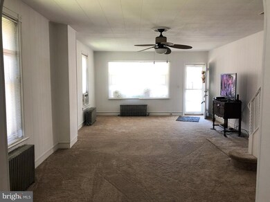 226 W 5th St, Lansdale, PA 19446 - photo 2