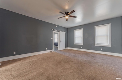 202 S Vine St, Mount Pulaski, IL 62548 - photo 6