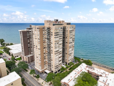Shoreline Towers Condominiums unit 11R, Chicago, IL 60660 - photo 2