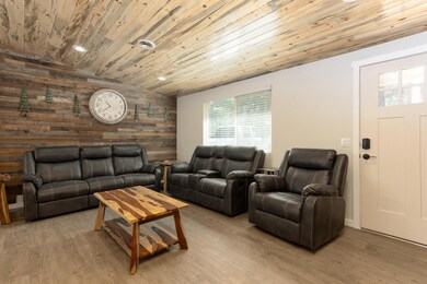 10 Alta Lane-7