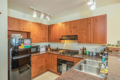 620 Mountain Village Blvd-007-011-Kitche